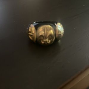 Fleur-de-lis ring. Great statement piece.